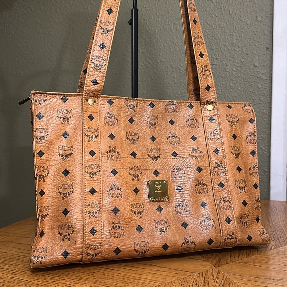MCM Visetos Shopper Tote - Picture 4 of 17